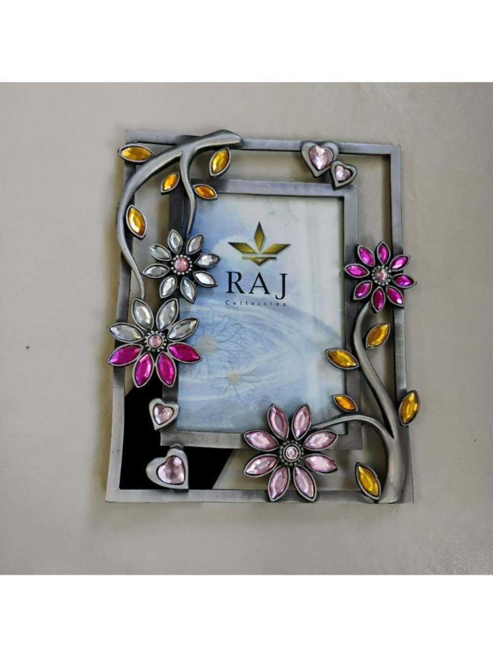 Silver Pewter Picture Frame With Rhinestone Floral Heart Accents 7x5 Raj Collect - Picture 4 of 5